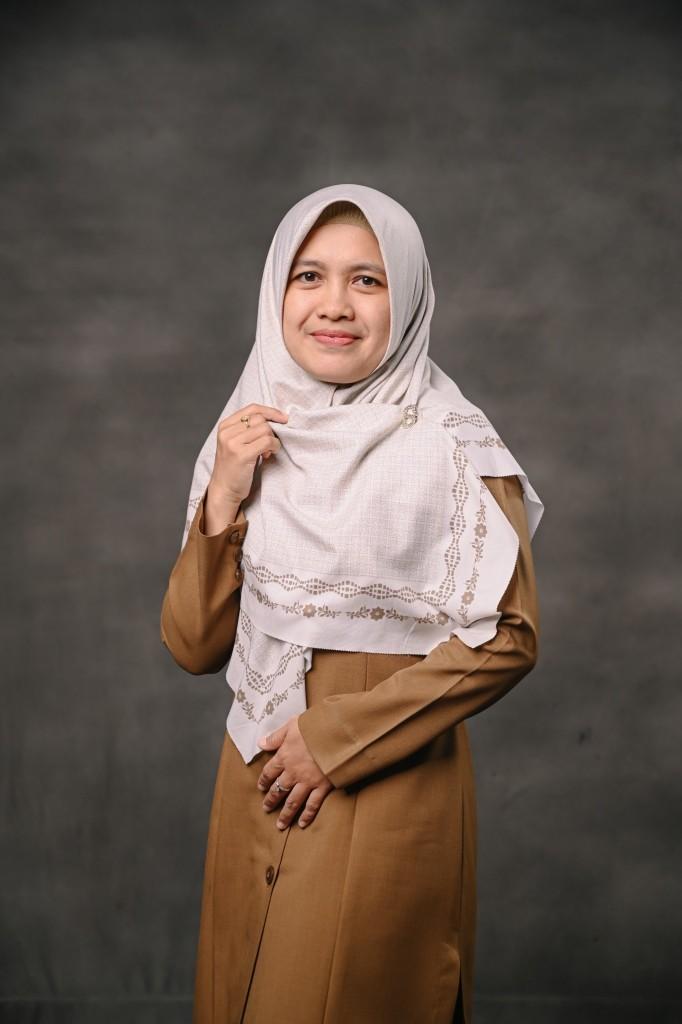Dewi Lestari, S.Pd.